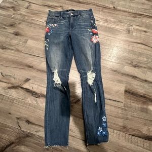 Express Embroidered Stretch Jean Legging